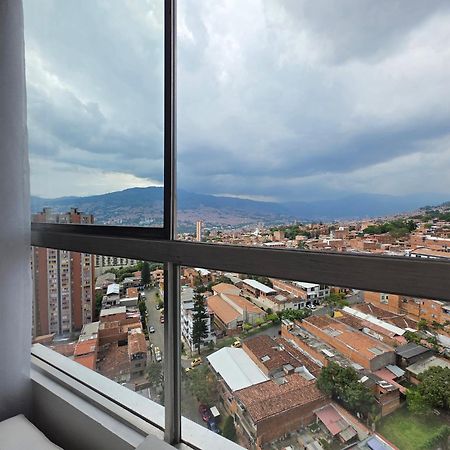 מדיין Apartamento Vistas Lindas Cerca Centro מראה חיצוני תמונה