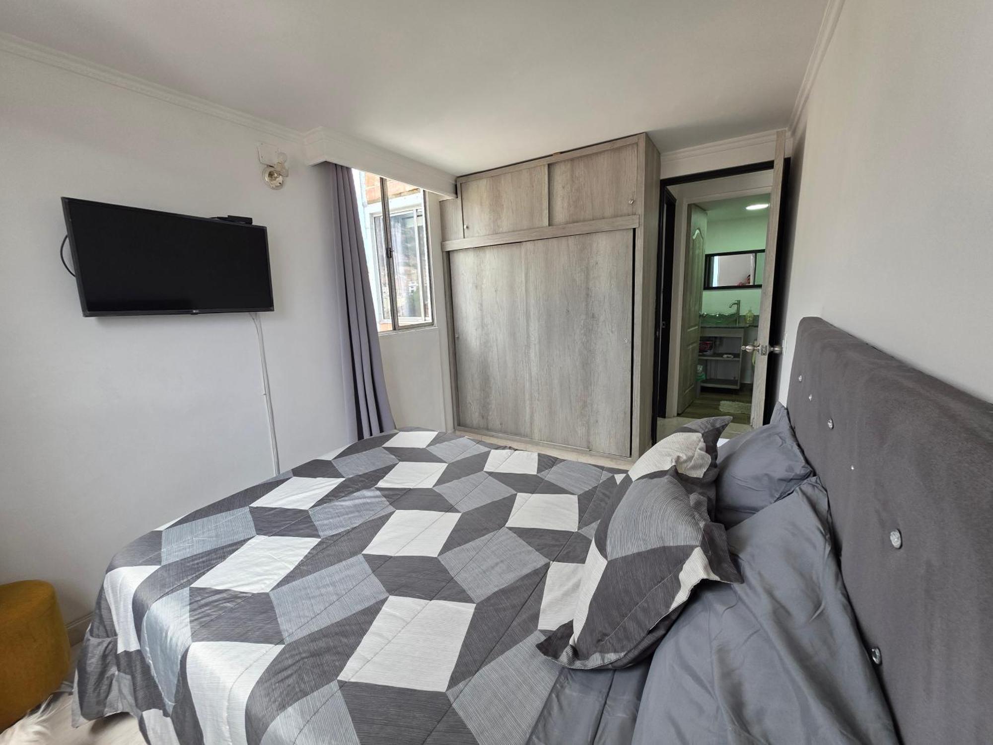 מדיין Apartamento Vistas Lindas Cerca Centro מראה חיצוני תמונה